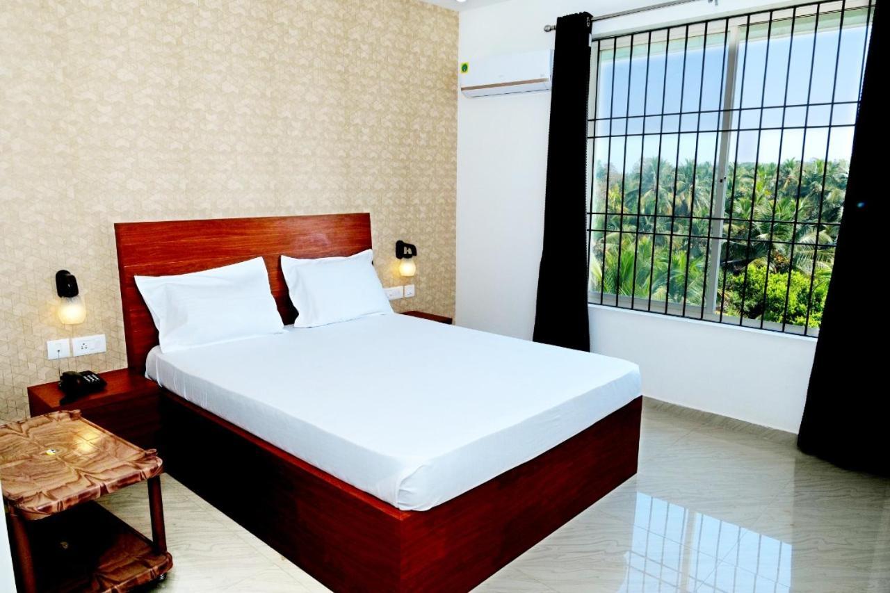 Dwarka Lodging & Boarding Mulki Екстер'єр фото